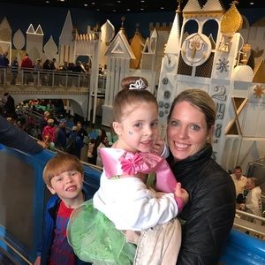 Meet your Posher, Casey